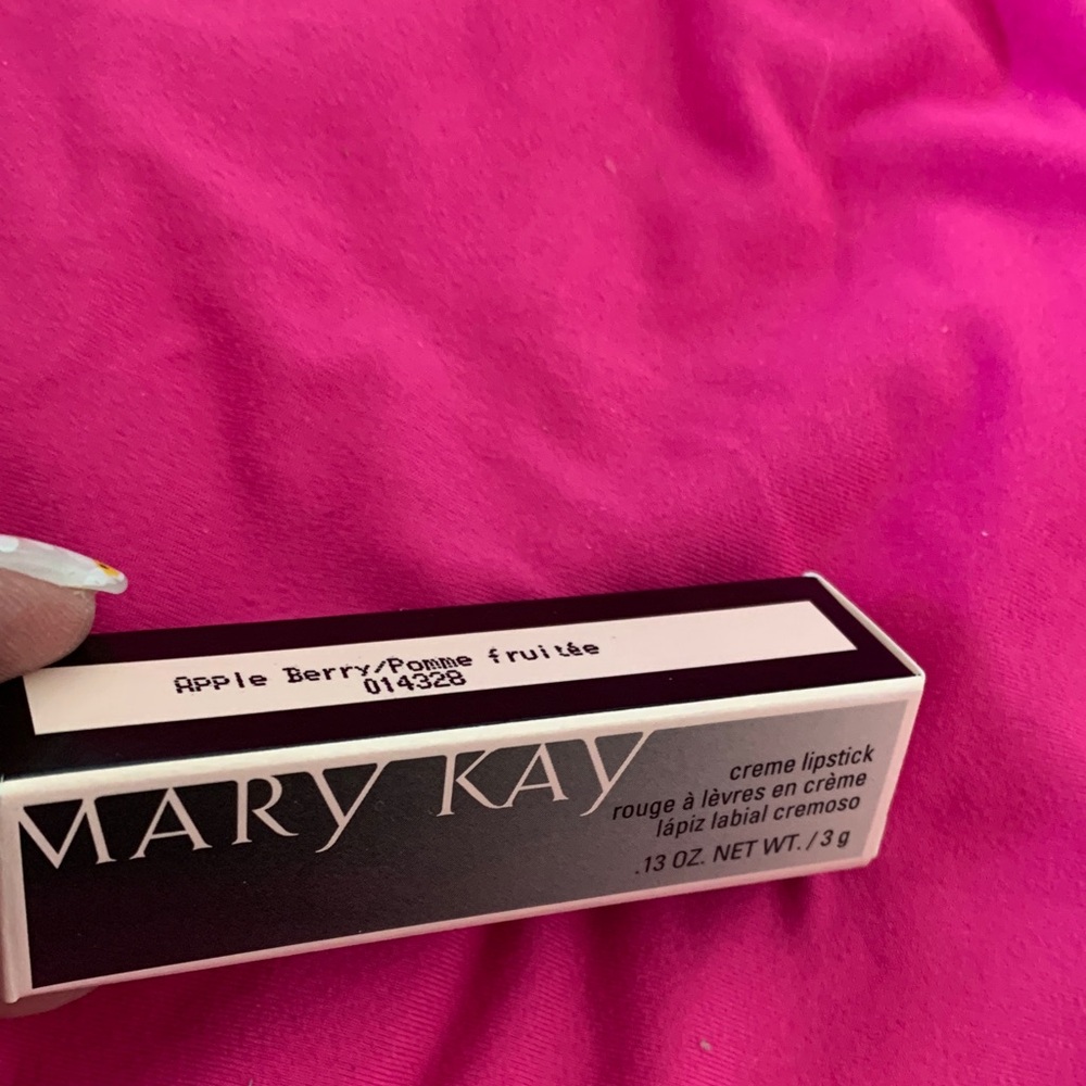 Mary Kay Apple Berry Lipstick